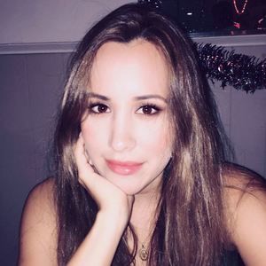 Meet your Posher, Daniela